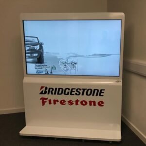 Aluguel de Painel de LED e Totem Touch Screen para Expo Revestir 2026