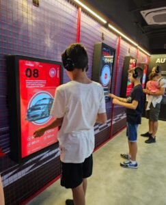 aluguel de telão de led grande formato e totem interativo para eventos feiras exposições e apresentações