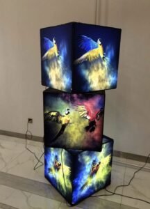 aluguel de telão de led profissional e totem digital interativo para congressos feiras eventos empresariais e shows
