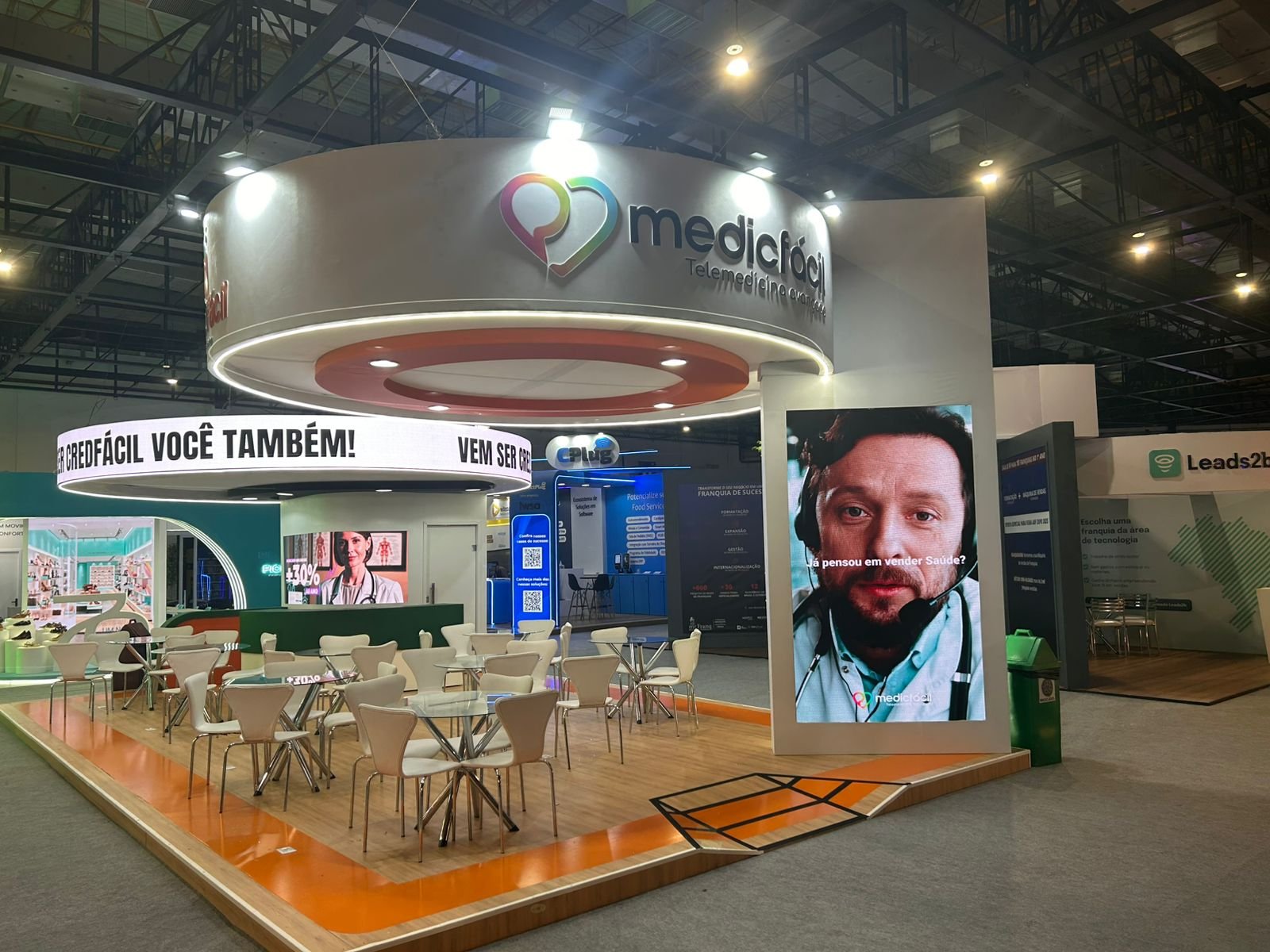 Aluguel de Painéis de LED Touchscreen, Curvos e Borda Infinita em Recife